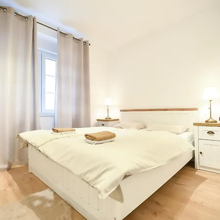 Apartment Platani *