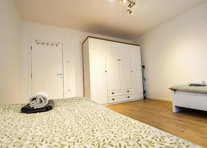 Platani * تريبينيي